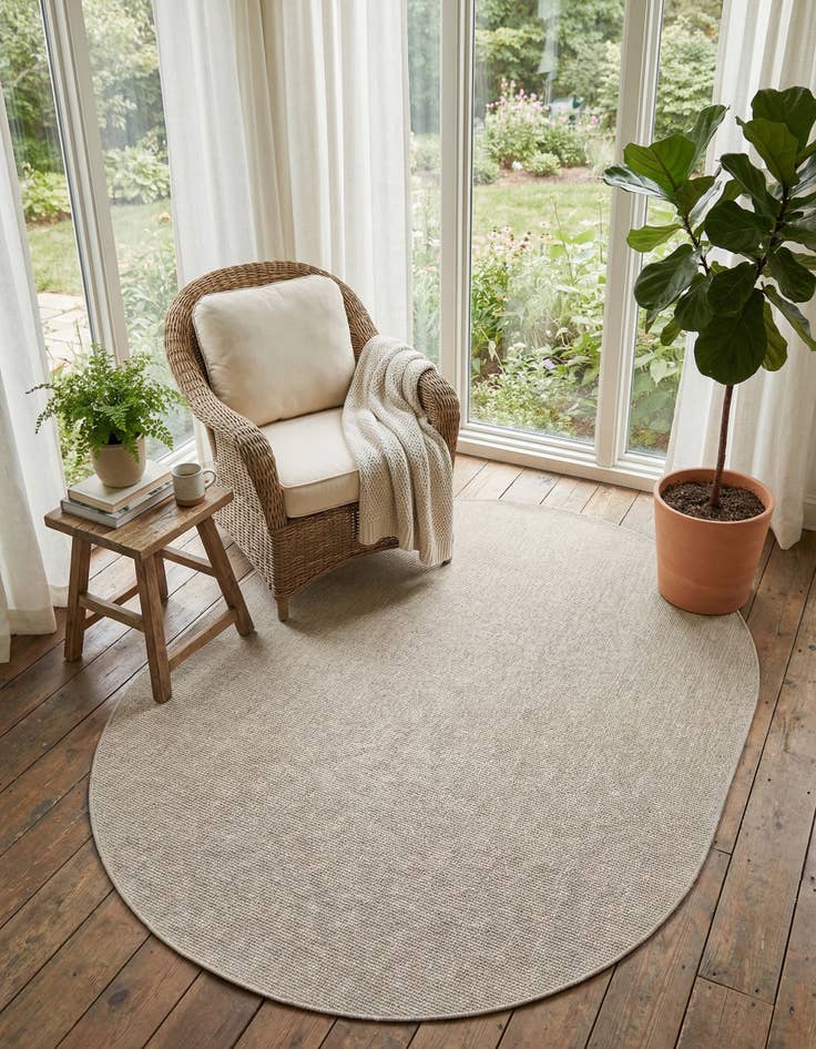 Detail image of 7' 10 x 10'  Washable Solid Indoor / Outdoor Oval Rug