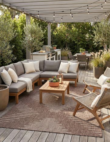 6' x 9' Easy-Clean Modern Indoor / Outdoor Rug