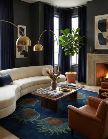 7' 6 x 7' 7 Luna Square Rug