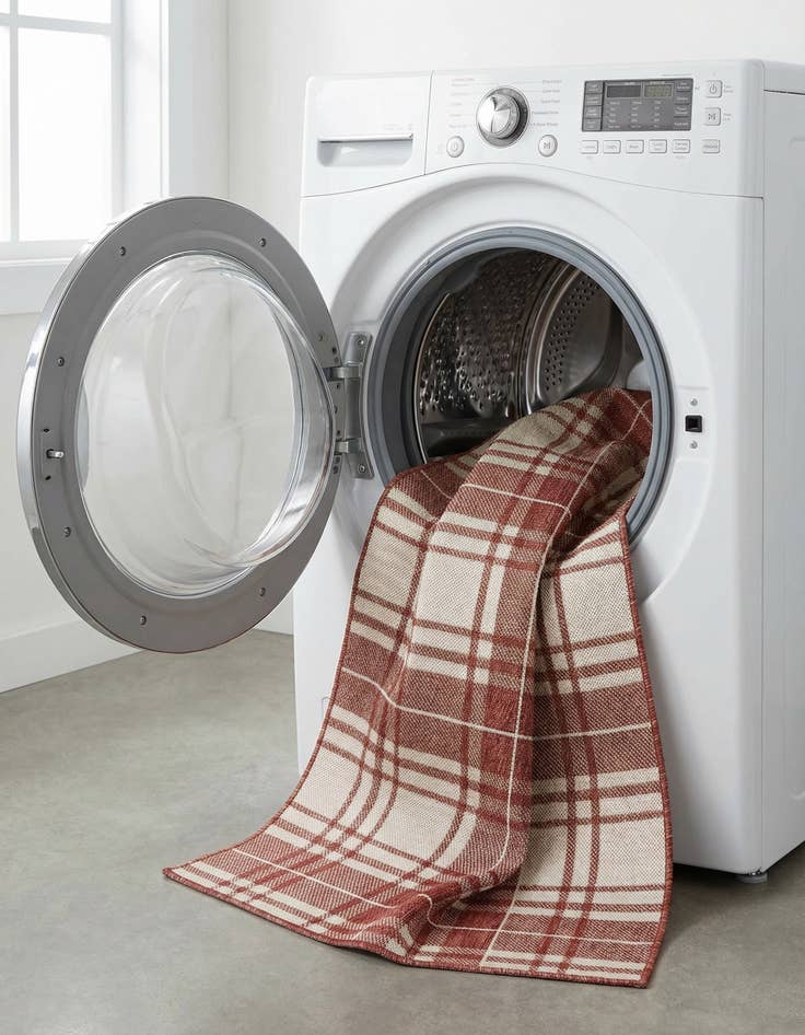 Detail image of  2' x 8'  Washable Checkered Indoor / Outdoor Runner Rug