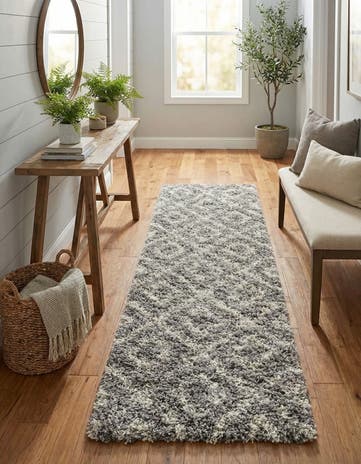 Gray Lattice Shag Runner Rug