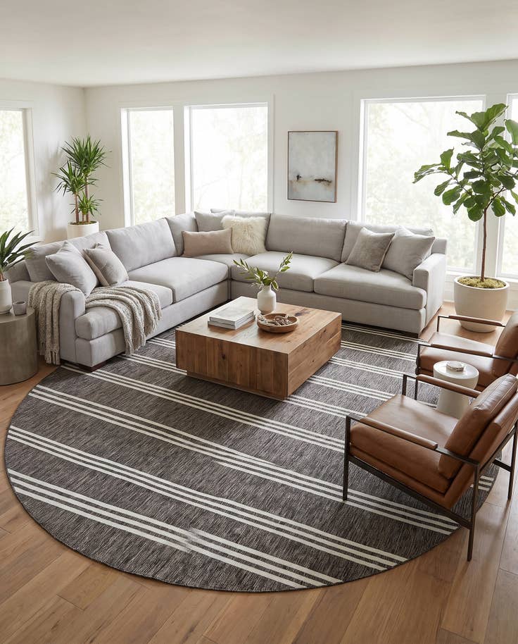 Detail image of 13' x 13' Easy-Clean Jill Zarin Anguilla Indoor / Outdoor Round Rug