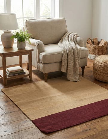 2' 5 x 2' 5 Hand Woven Pillow Wool Square Rug