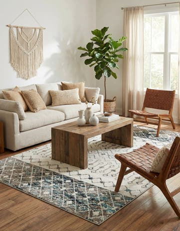 5' 3 x 8' Moroccan Trellis Rug