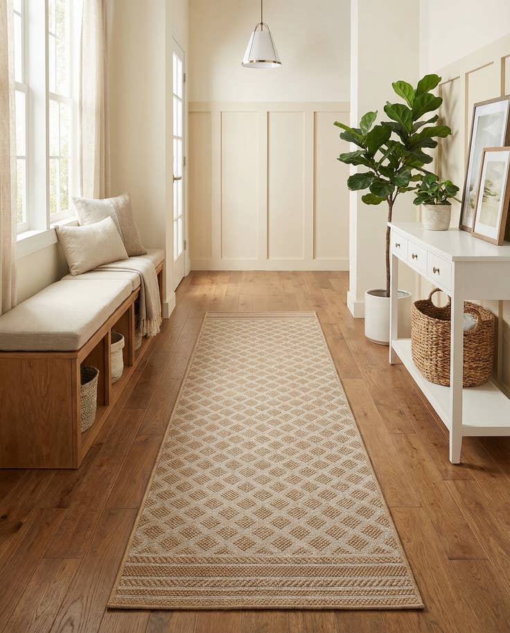 Detail image of 2' 7 x 12' Easy-Clean Trellis Indoor / Outdoor Runner Rug