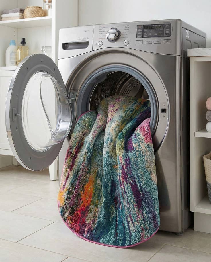 Detail image of 5' 3 x 5' 3 Washable Theia Round Rug