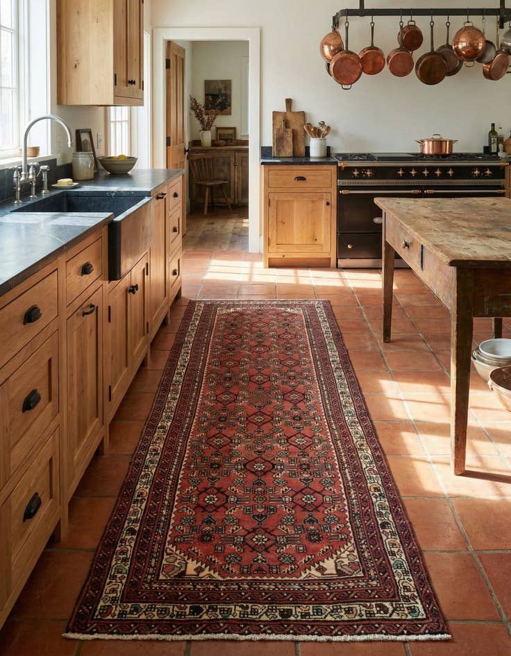 Detail image of 3' 9 x 10' Hand Knotted Hossainabad Persian Wool Runner Rug