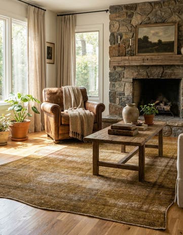 4' x 6' Hand Knotted Ultra Vintage Persian Wool Rug