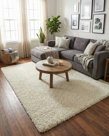  7' 10 x 10' Solid Shag Rug