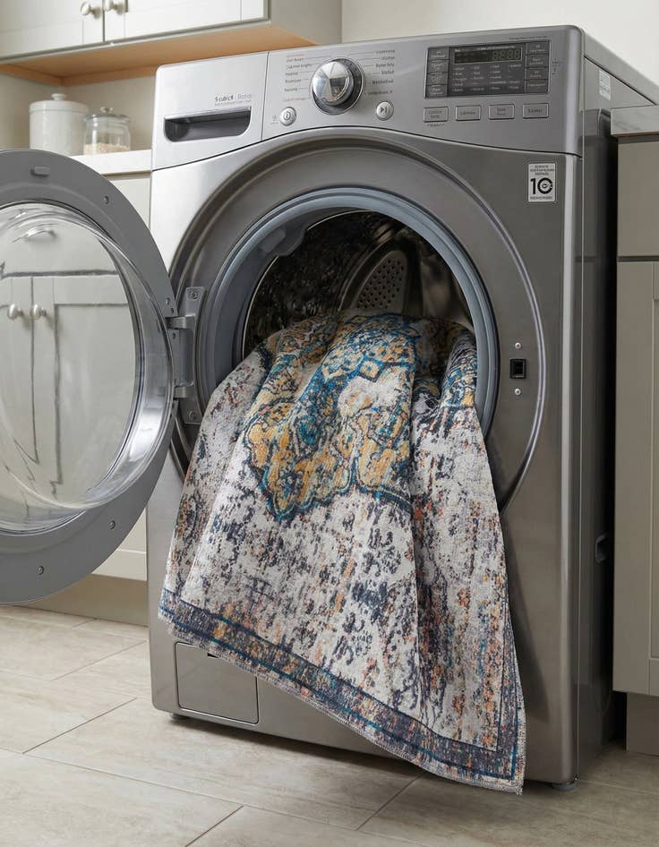 Detail image of 7' 10 x 7' 10  Washable Renaissance Square Rug