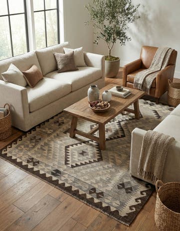 5' 2 x 6' 7 Hand Woven Kilim Maymana Wool Rug