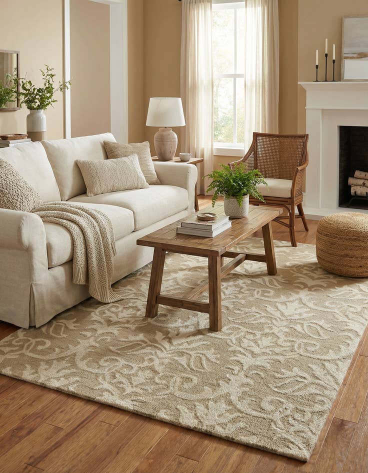 Detail image of 5' 1 x 7' Agra Rug