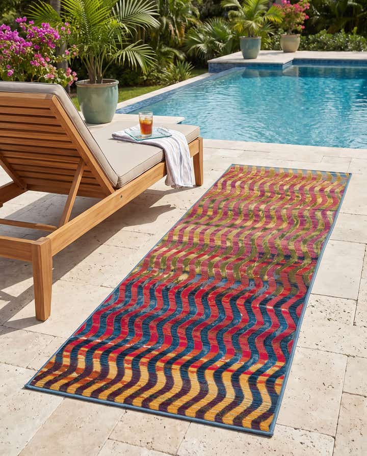 2' x 5' Easy-Clean Modern Indoor / Outdoor Runner Rug