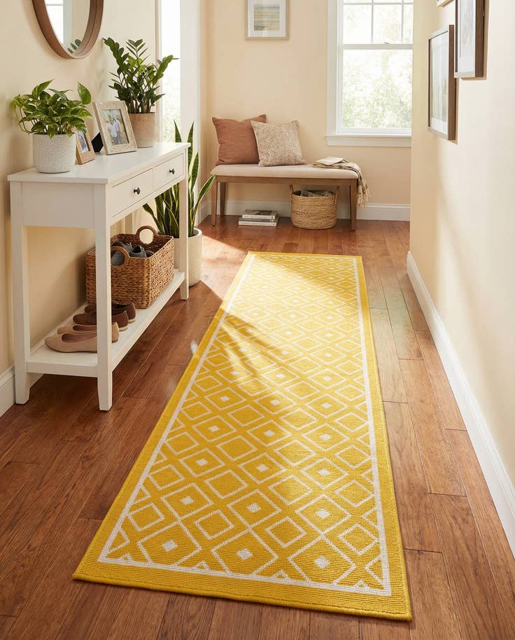 Detail image of 2' x 8' Easy-Clean Trellis Indoor / Outdoor Runner Rug
