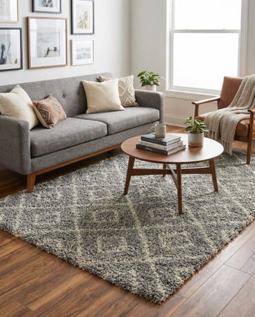  6' x 9' Lattice Shag Rug