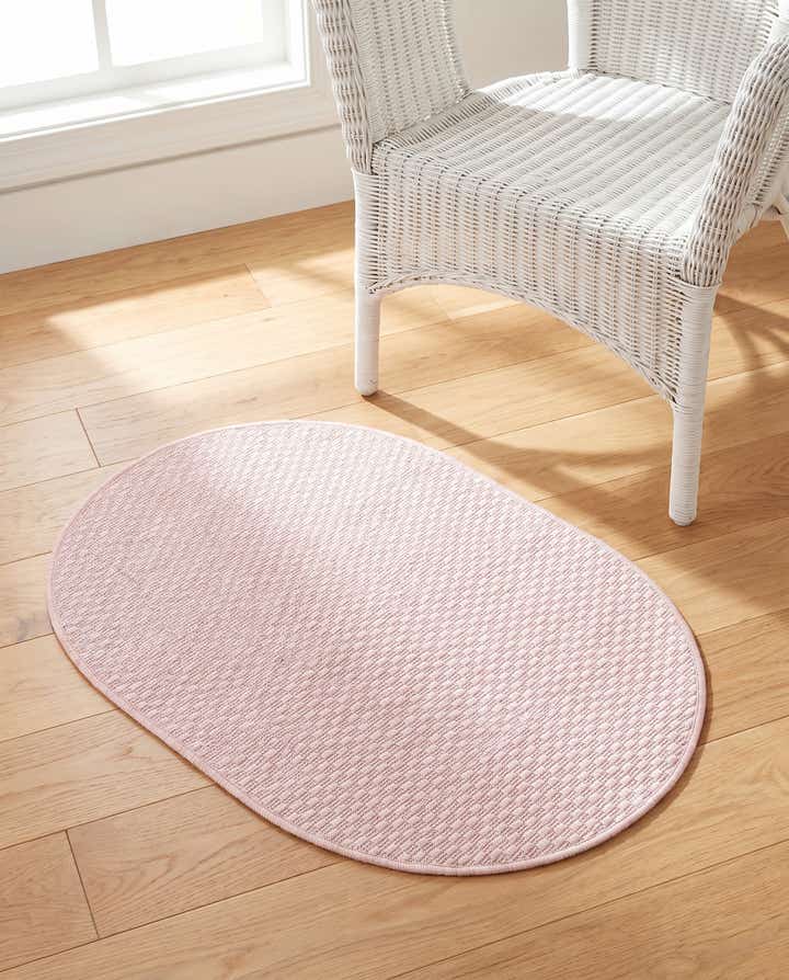2' x 3' Easy-Clean Solid Indoor / Outdoor Oval Rug