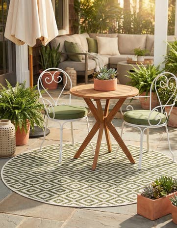 Green Easy-Clean Jill Zarin Costa Rica Indoor / Outdoor Round Rug