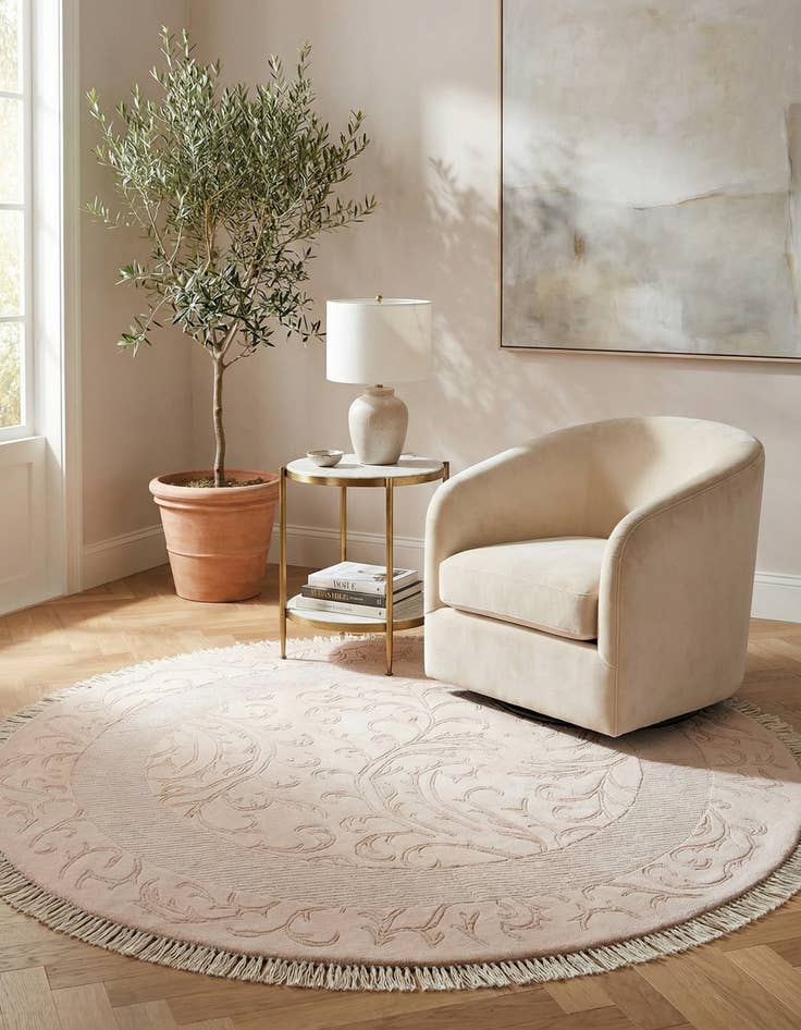 Detail image of 4' 10 x 4' 10 Hand Knotted Darya Wool Round Rug