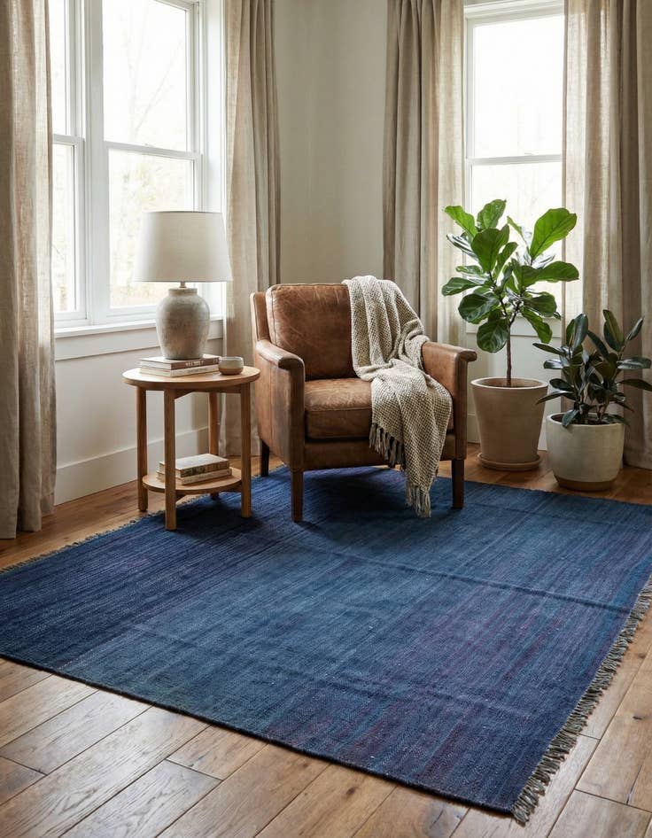 Detail image of 4' 3 x 4' 6  Hand Woven Kilim Modern Wool Square Rug