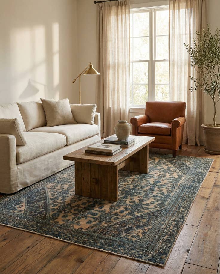 Detail image of 6' 8 x 9' 8 Hand Knotted Ultra Vintage Persian Wool Rug