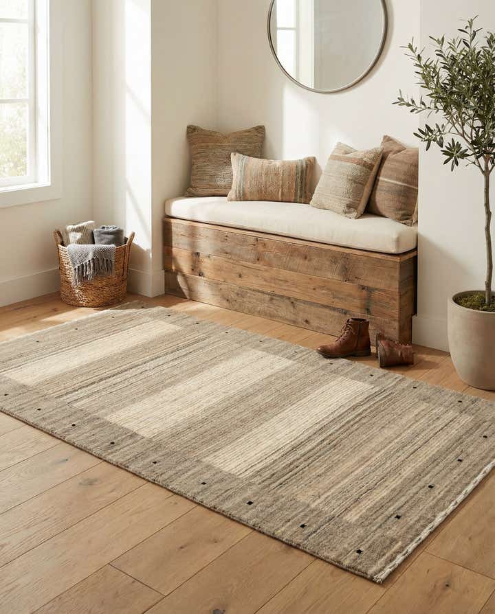 2' 5 x 4' 8 Hand Knotted Gabbeh Wool Rug