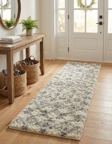 2' x 6' Moroccan Trellis Shag Runner Rug