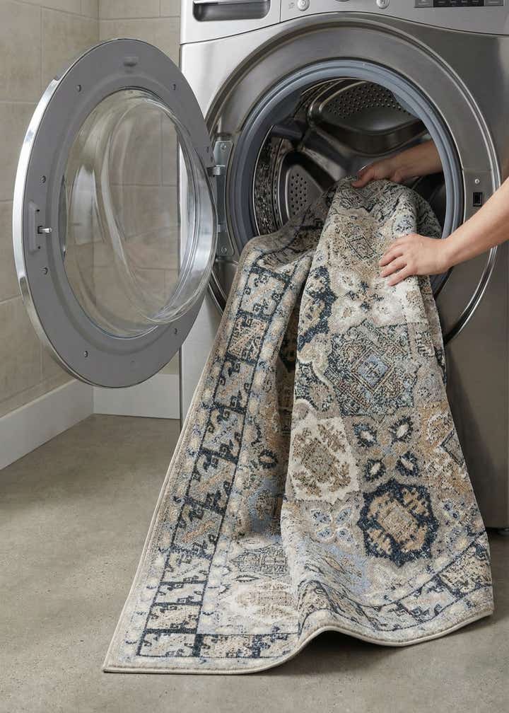 7' x 10' Kamala Washable Rug