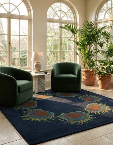 7' 6 x 7' 7 Luna Square Rug