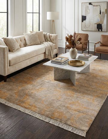 5' 7 x 8' Hand Knotted Darya Wool Rug