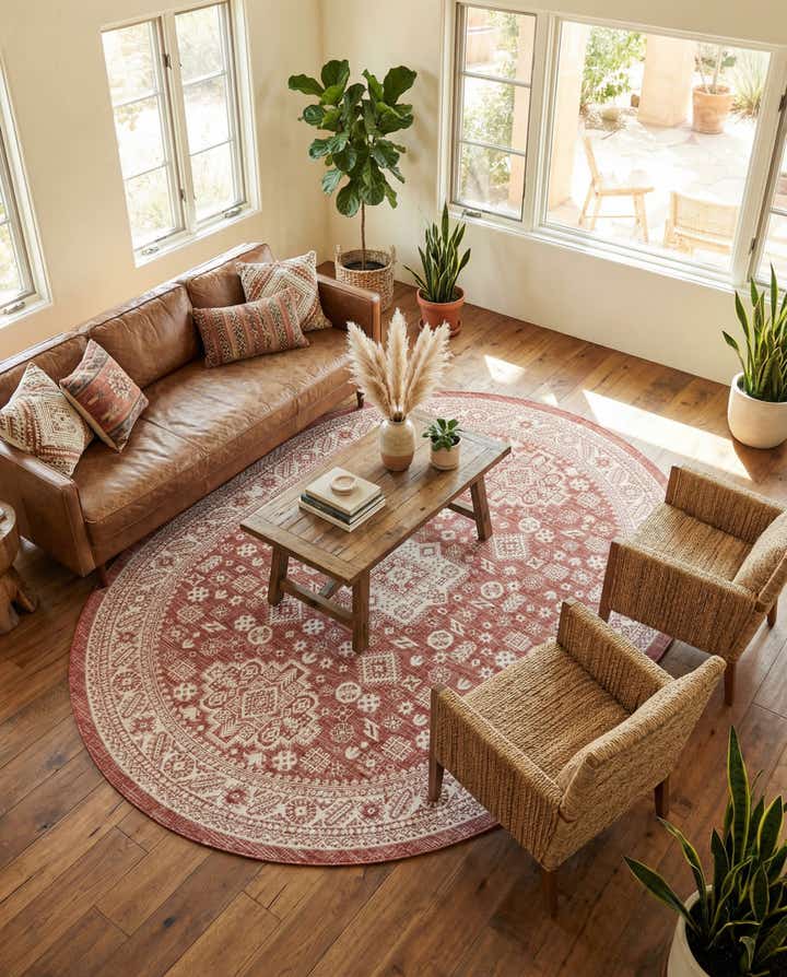 7' 10 x 10' Easy-Clean Aztec Indoor / Outdoor Oval Rug