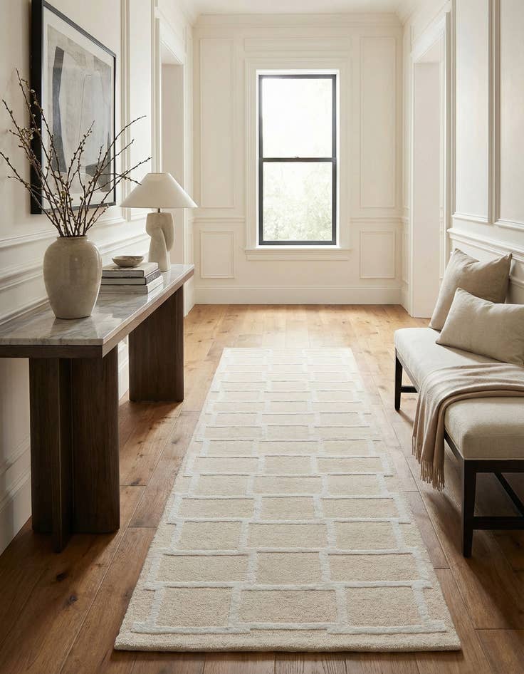 Detail image of 2' 9 x 9' 11  Hand Knotted Darya Wool Runner Rug