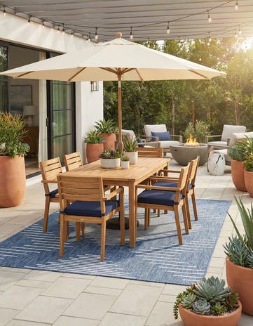 7' x 10' Easy-Clean Modern Indoor / Outdoor Rug