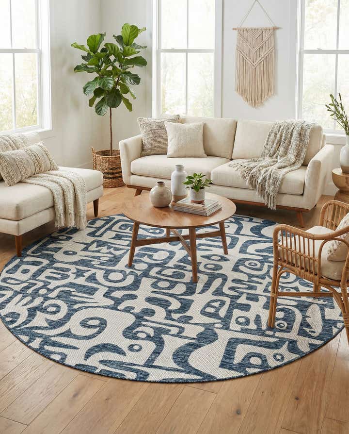 7' 10 x 7' 10 Easy-Clean Modern Indoor / Outdoor Round Rug