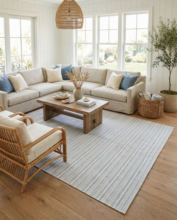 10' x 14' Easy-Clean Striped Indoor / Outdoor Rug