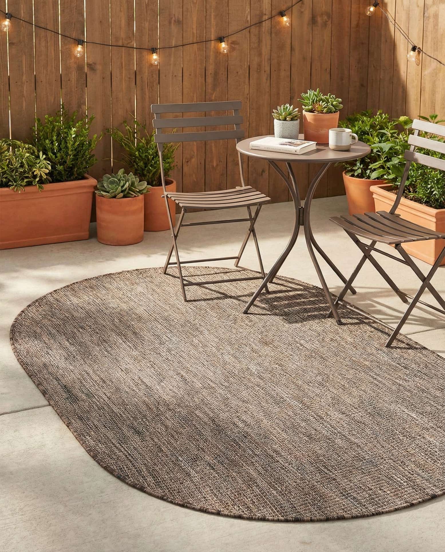 3' 1 x 5' 3 Easy-Clean Solid Indoor / Outdoor Oval Rug
