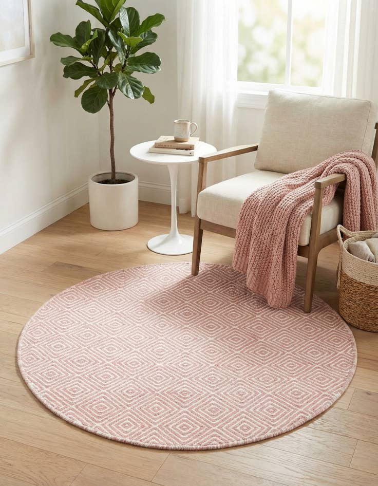 Detail image of  3' 1 x 3' 1  Hand Woven Geo Trellis Flatweave Round Rug