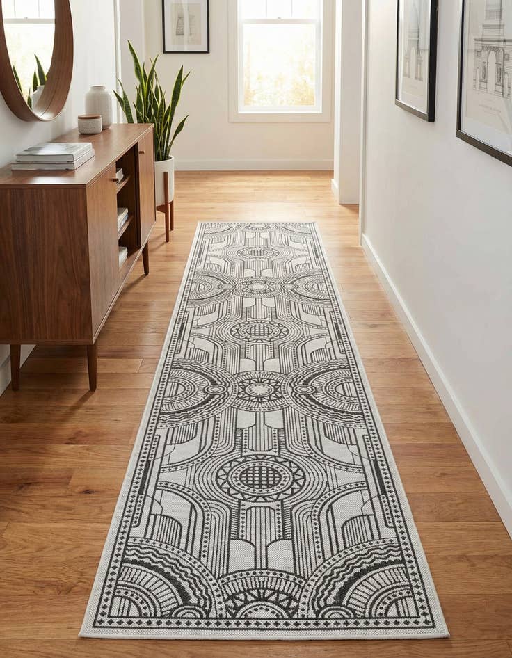 Detail image of 2' 7 x 12'  Washable Traditional Indoor / Outdoor Runner Rug