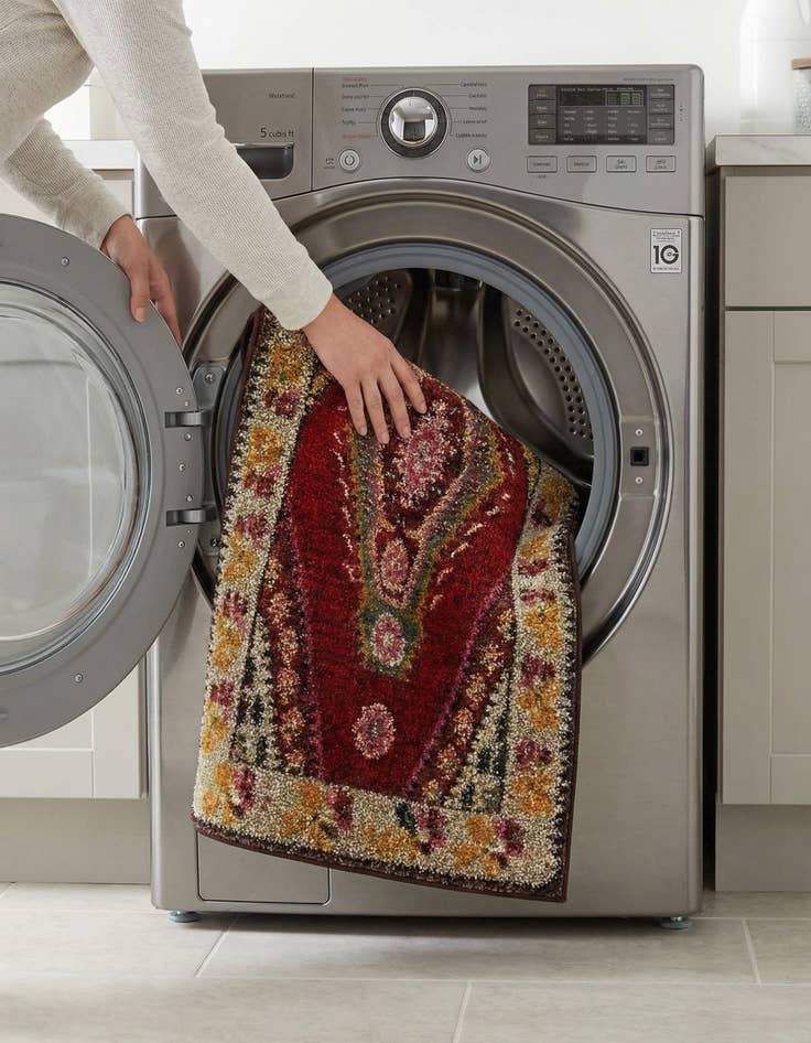 Detail image of 2' 2 x 6' 9  Washable Santa Fe Runner Rug