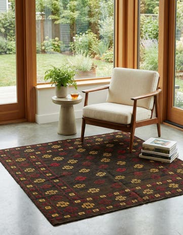 4' x 4' 2 Hand Knotted Sumak Wool Square Rug