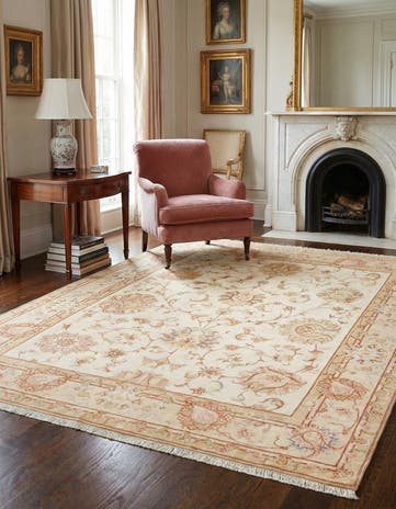 5' x 6' 7 Tabriz Rug