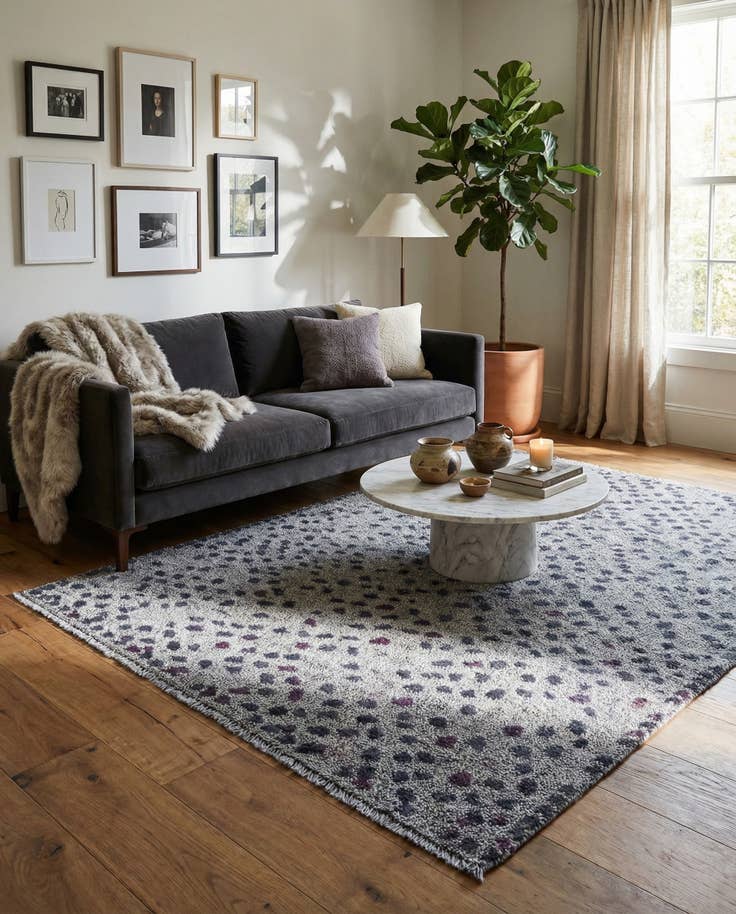 Detail image of 5' 2 x 8' 6 Hand Knotted Darya Wool Rug