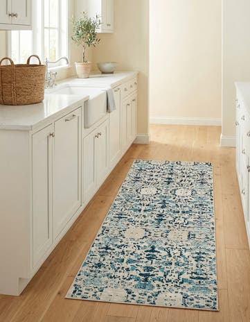 Ivory Amulet Runner Rug
