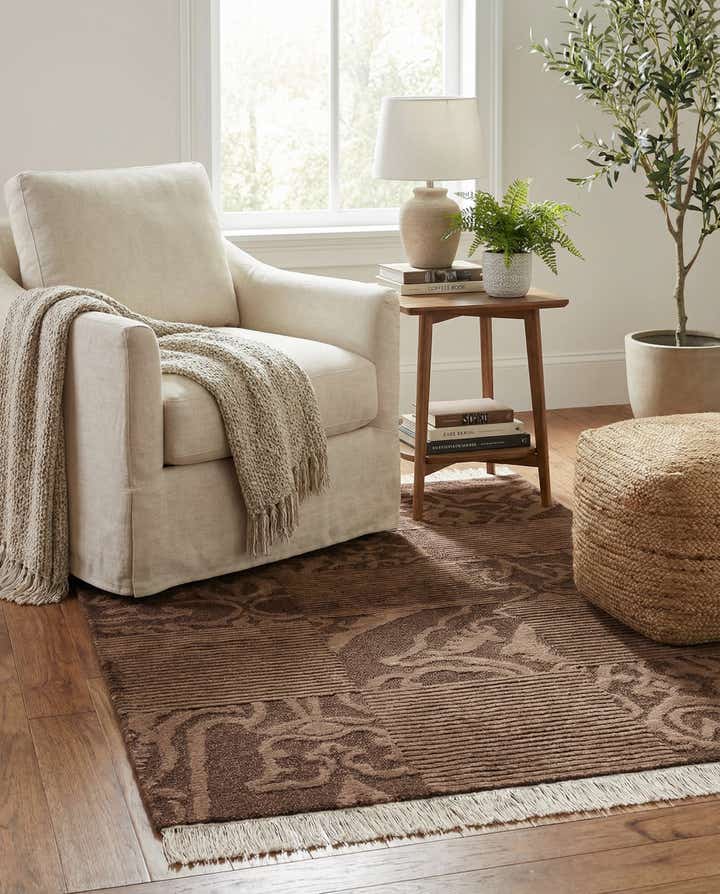 2' 7 x 5' Hand Knotted Darya Wool Rug