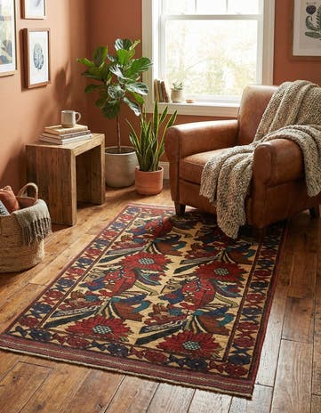 2' 10 x 4' 5 Hand Knotted Sumak Wool Rug
