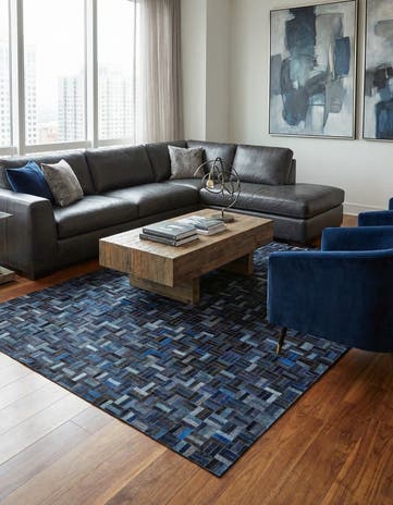 5' 1 x 7' 10 Cowhide Leather Rug