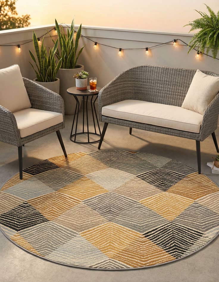 Detail image of 4' x 4'  Washable Modern Indoor / Outdoor Round Rug