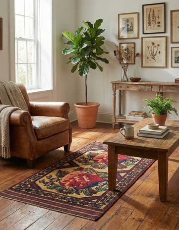 3' 1 x 4' 11 Hand Knotted Sumak Wool Rug