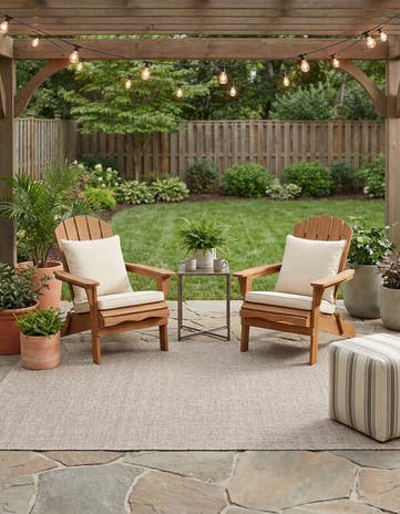 6' x 9' Easy-Clean Solid Indoor / Outdoor Rug