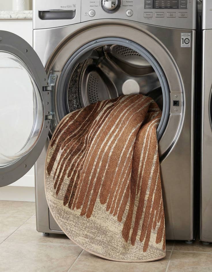 Detail image of 3' x 3'  Washable Modern Indoor / Outdoor Round Rug