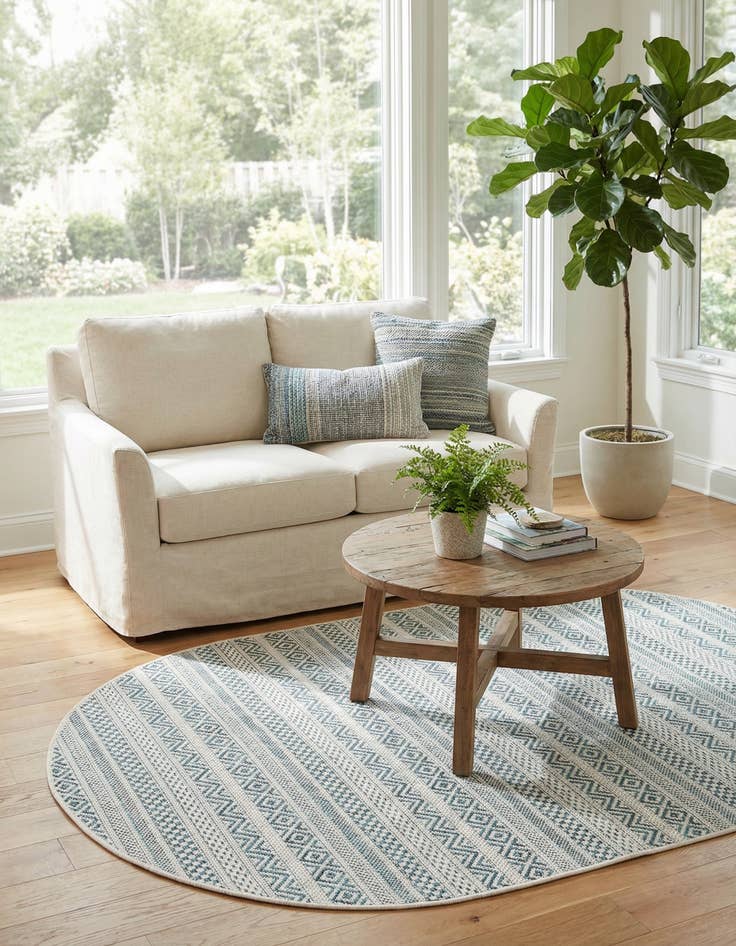 Detail image of 3' x 5' 3 Easy-Clean Striped Indoor / Outdoor Oval Rug